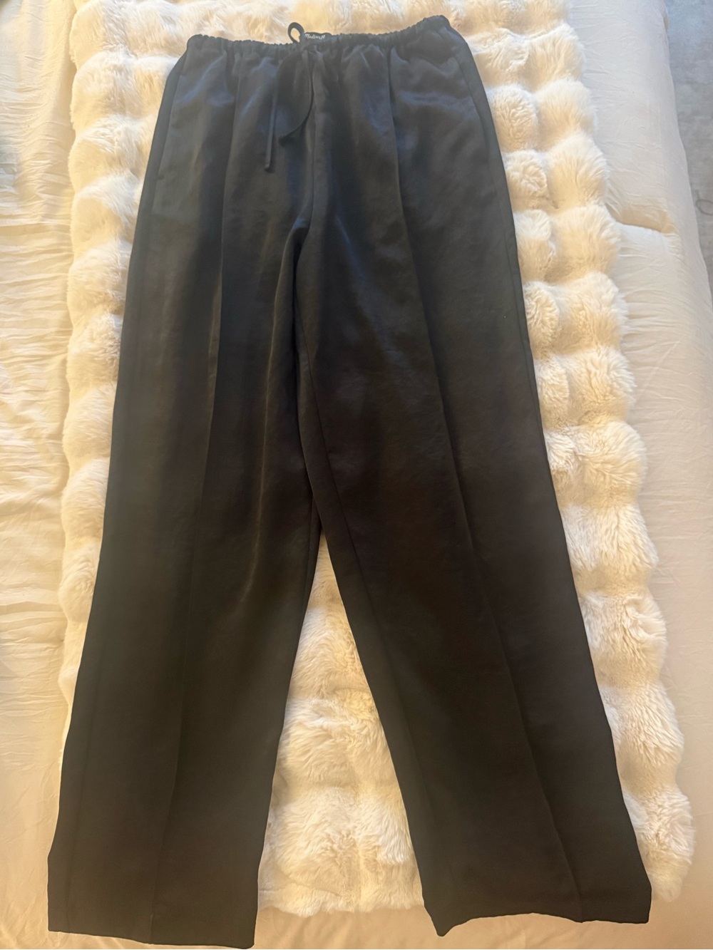 Women’s Black Relaxed Drawstring Pants
